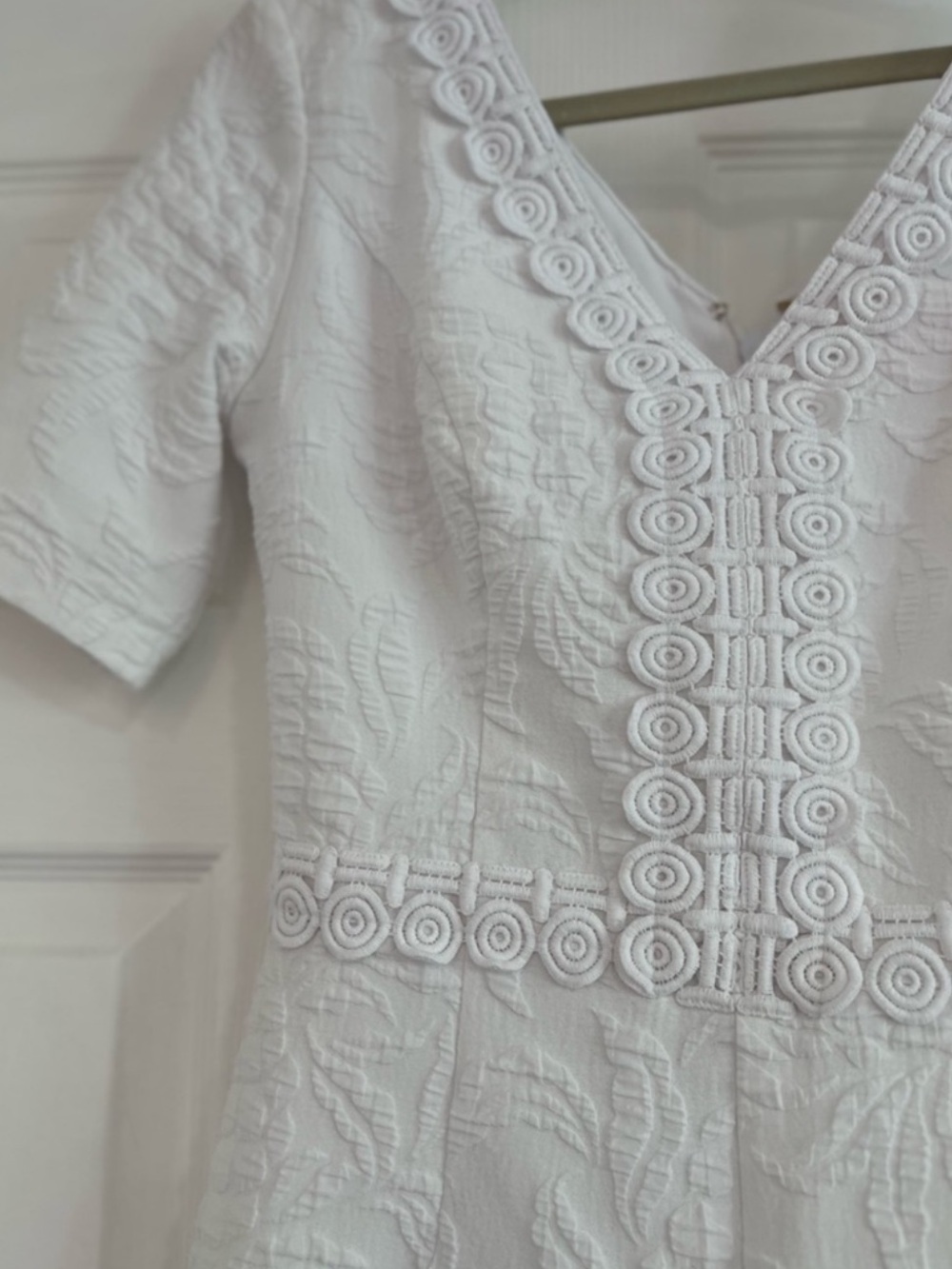 Lilly Pulitzer Zina Pineapple Jacquard Romper- size 2 - Picture 3 of 6
